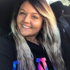 Meet your Posher, Karin